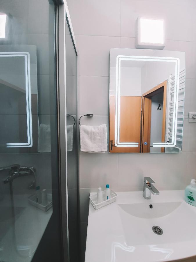Duga Apartmani Kragujevac Eksteriør bilde